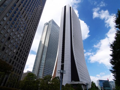 安田ビル(現 損保ジャパン)の警備担当、役員の方々との会議にダンサーが参加。ストリートダンサーには絶対に読んでもらいたい注意喚起